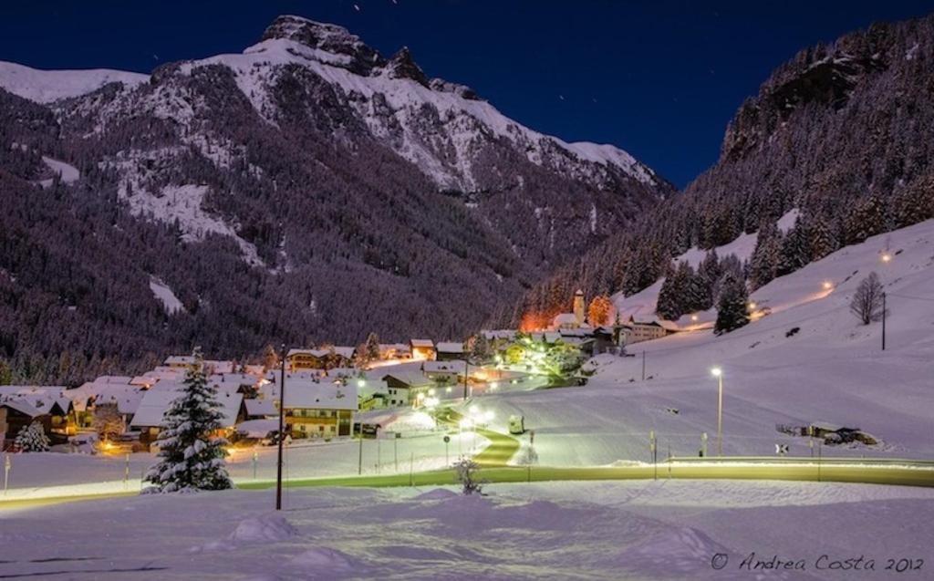 Appartamenti Chalet Orchidea Canazei Esterno foto