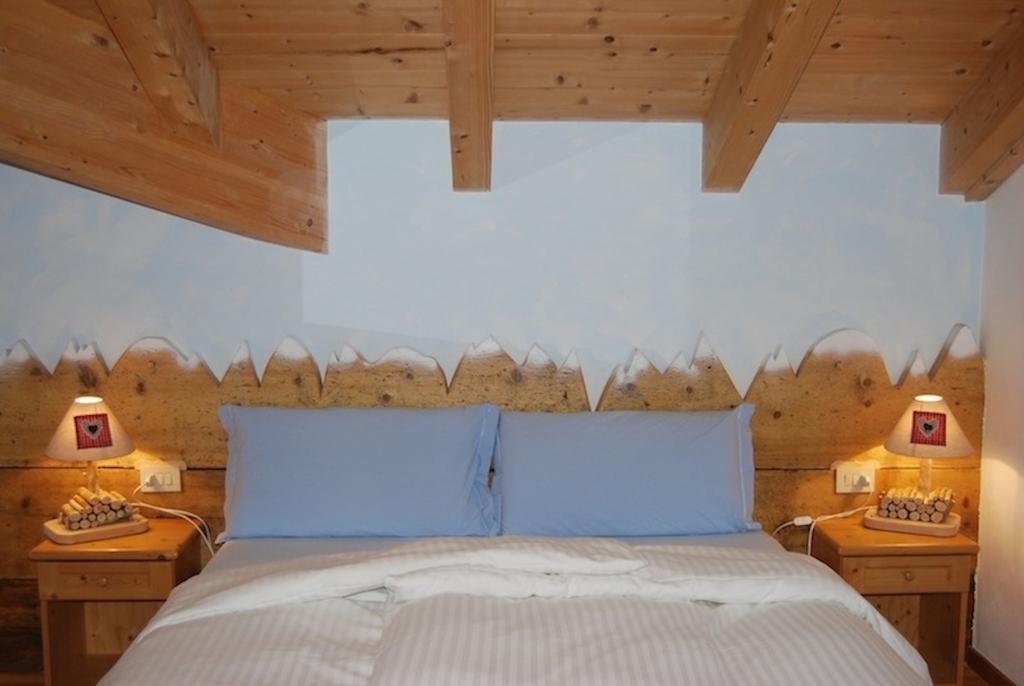 Appartamenti Chalet Orchidea Canazei Esterno foto