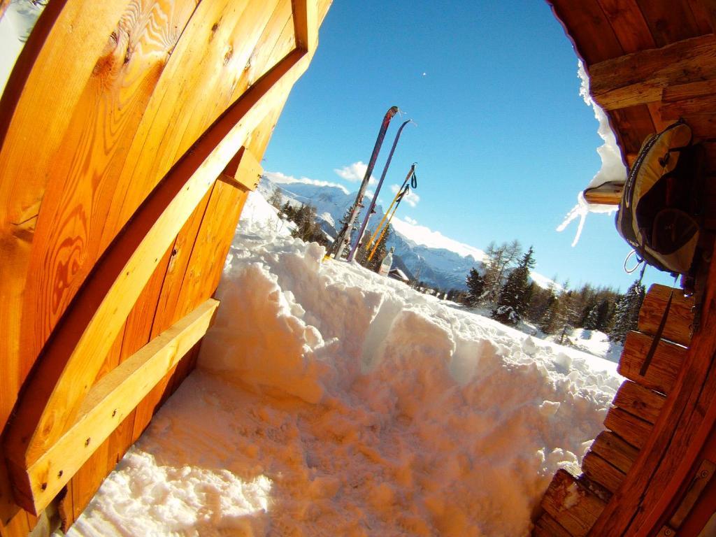 Appartamenti Chalet Orchidea Canazei Esterno foto